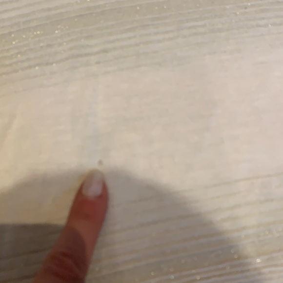 Cute flutter fairy sleeve - white w/ silver stripes (small hole - see photo) - Picture 2 of 7